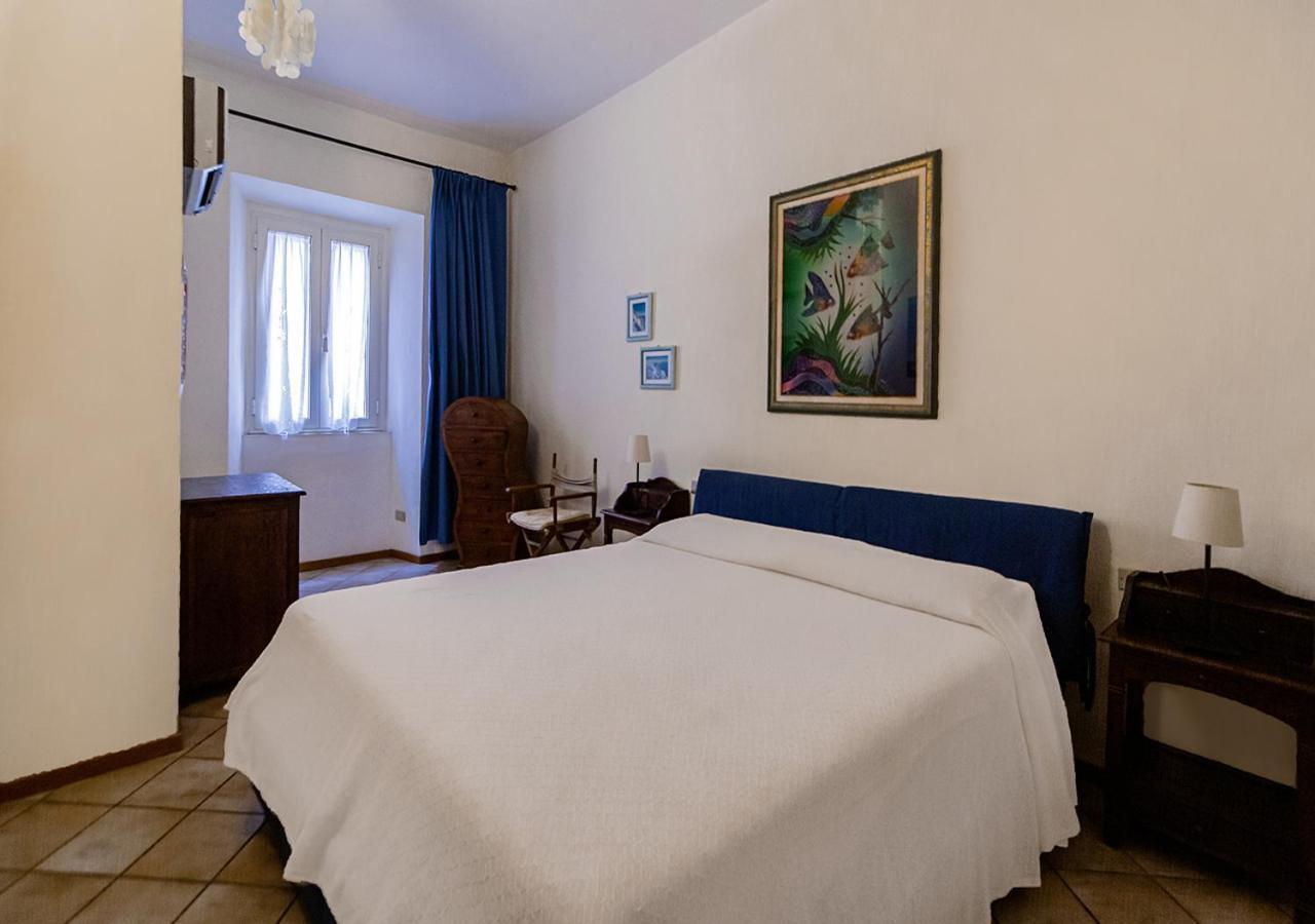 Murphy Holiday Home - Residenza Italia La Maddalena  Exterior foto